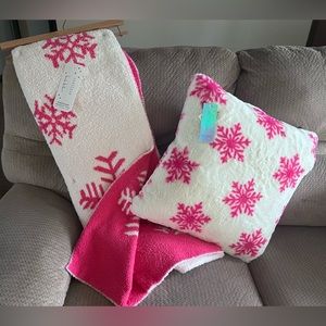 NICOLE MILLER Pink/White Snowflake Throw & RACHEL ZOE PILLOW TikTok VIRAL Xmas
